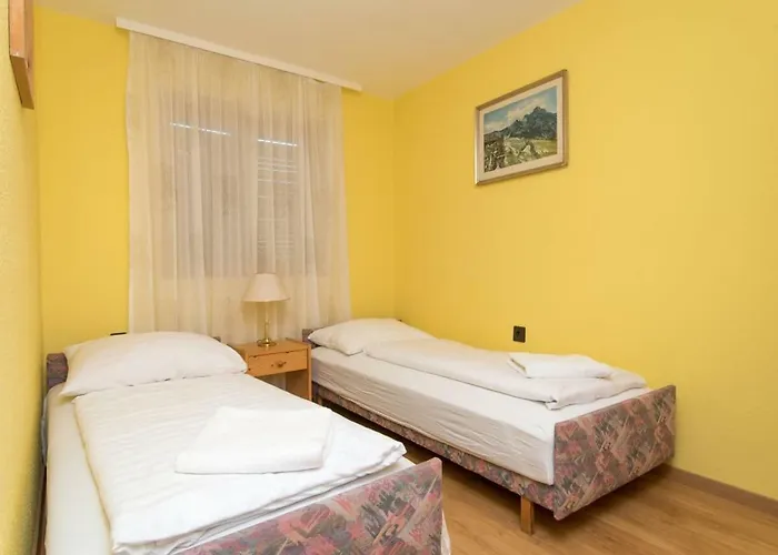 Apartment Kaman Pince *