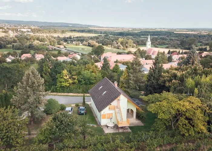 Apartmán Kaman Pince *